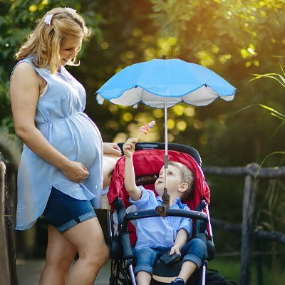 Ombrelle poussette — protection UV bébé en extérieur